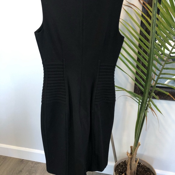 Black fitting Calvin Klein dress - Picture 5 of 5